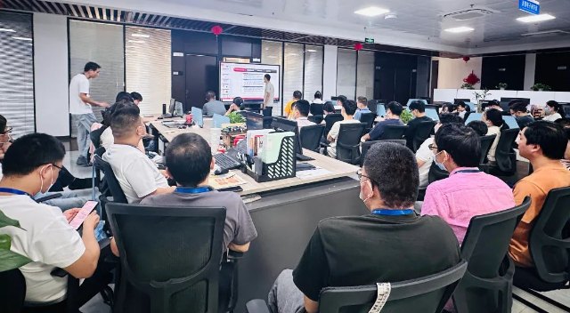 華路光電消防演習(xí)：以演促防 安全護(hù)航宣傳